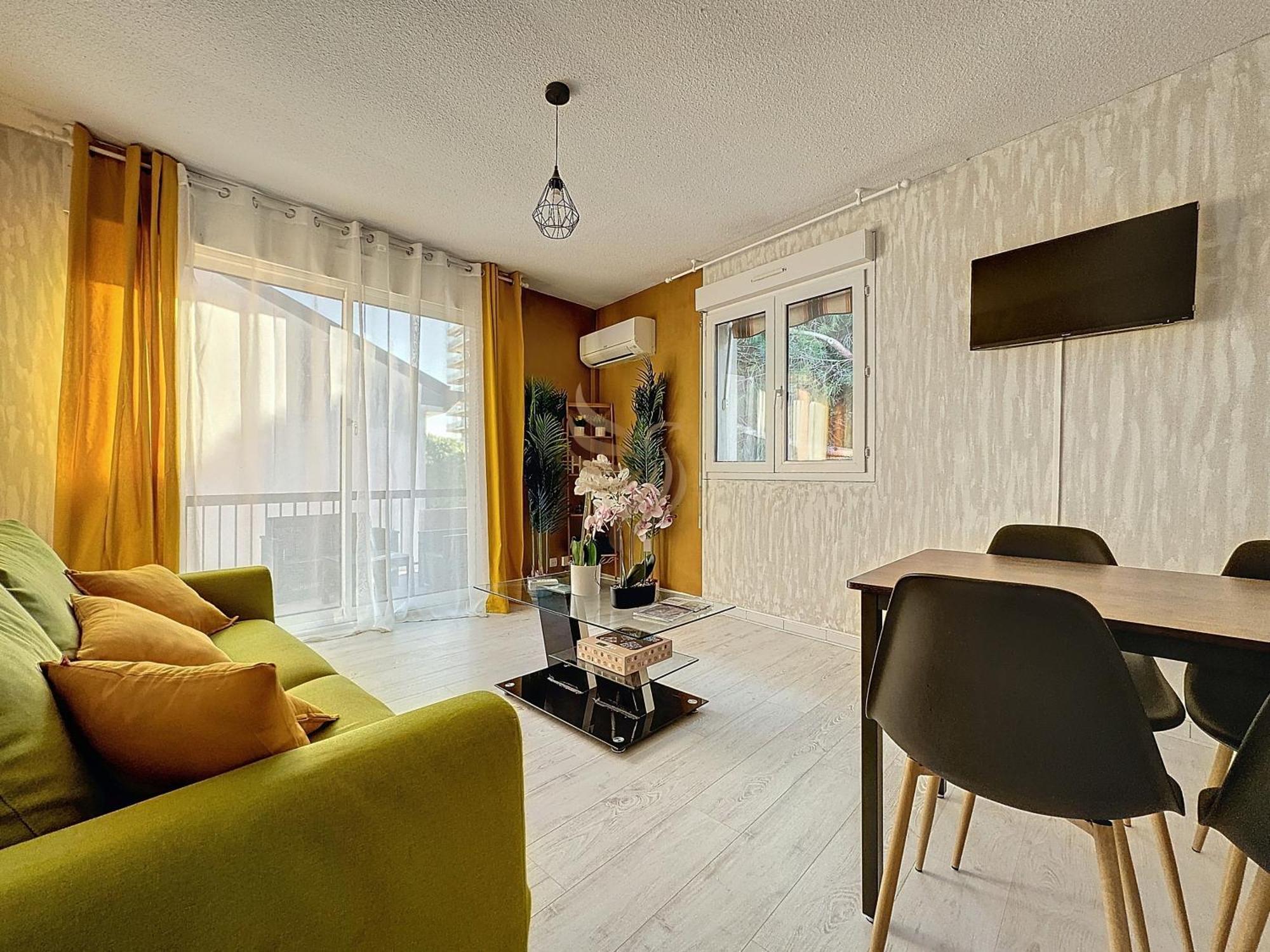 Appartement T2 Echap'belle Mousquetaire - Terrasse Clim Wifi - 100m De La - Capitalchic Services